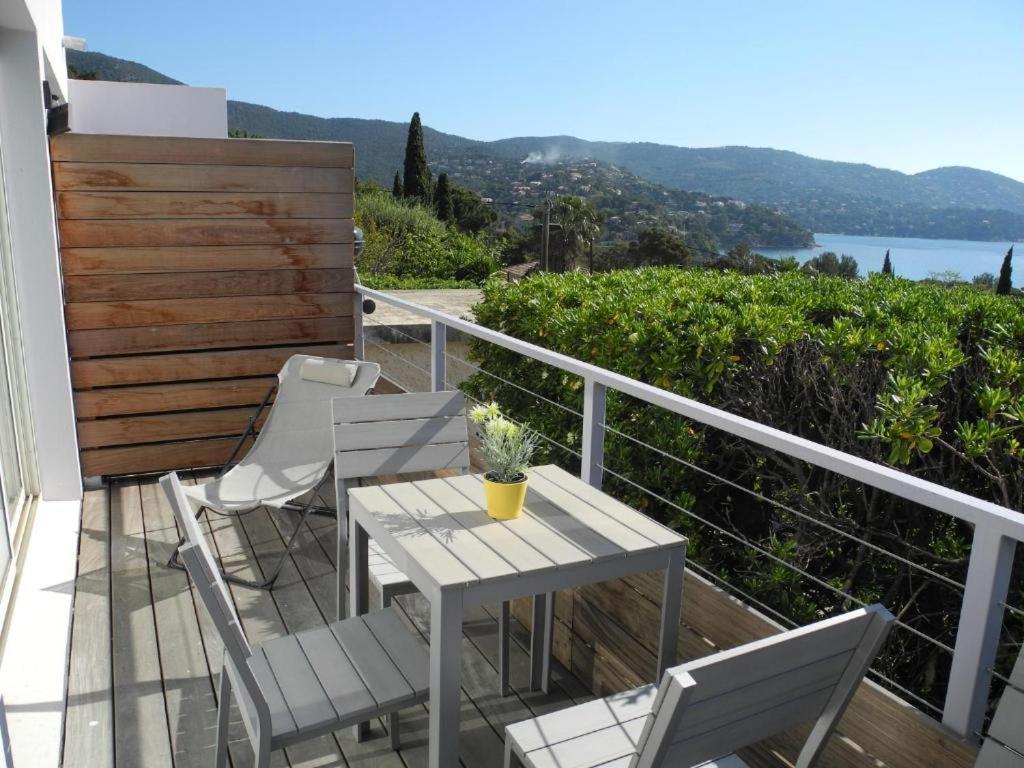Residence Le Mas Le Lavandou Buitenkant foto