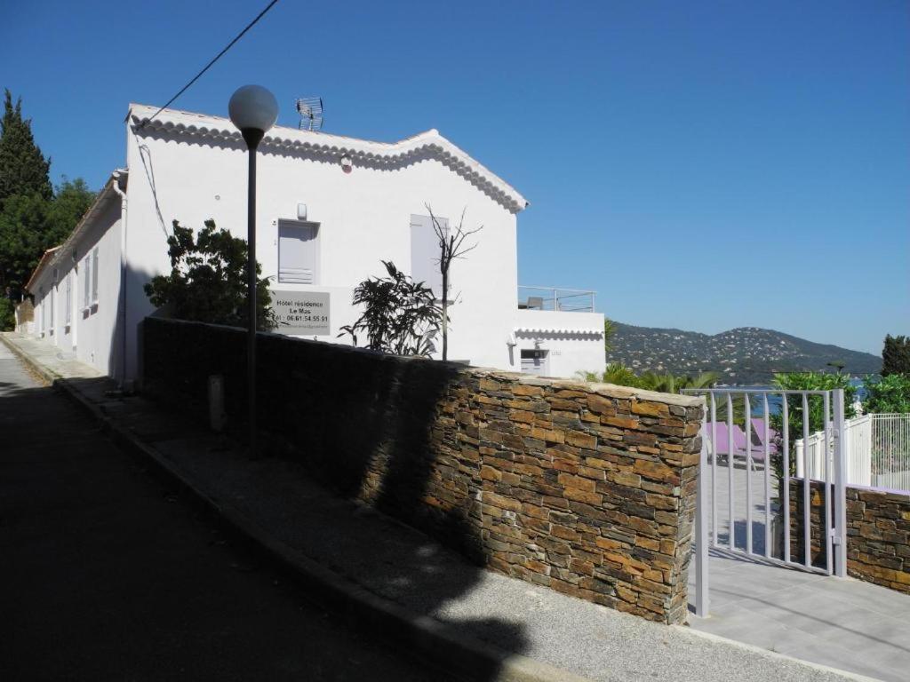Residence Le Mas Le Lavandou Buitenkant foto